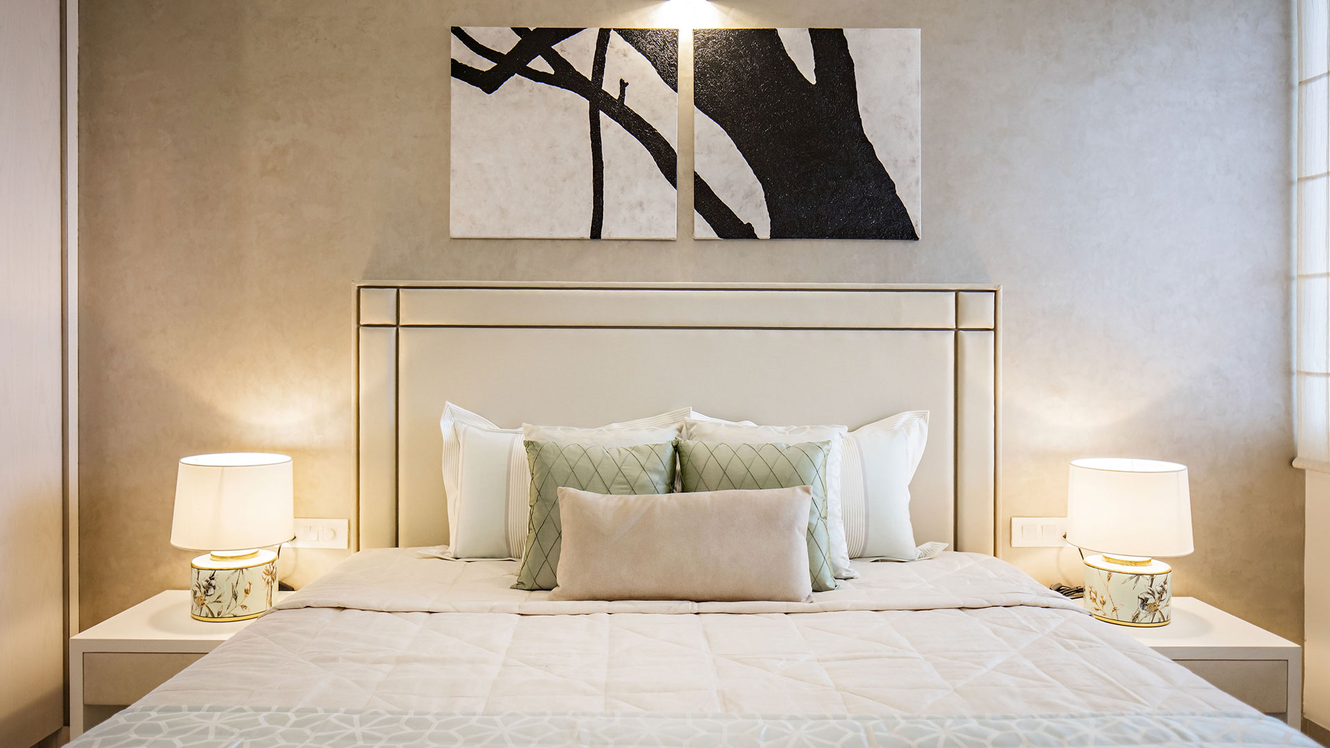 Featured Image of Century Arcade Bedroom