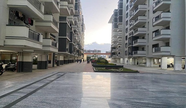 Century Midtown Apartments