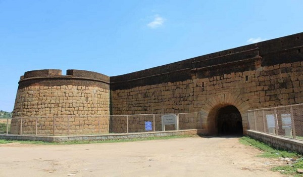 Devanahalli Fort – 12.1 km